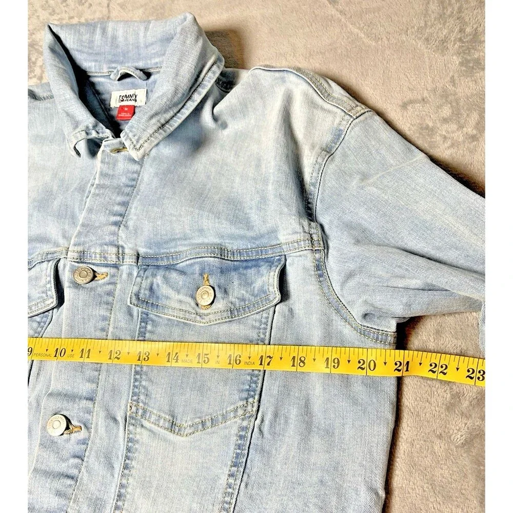 Tommy Hilfiger Distressed Faded Blue Denim Jacket Womens sz M logo retro western - Picture 6 of 8